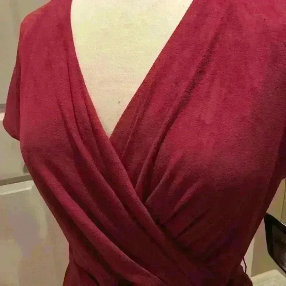 🆕 Suede Wrap Dress - Picture 4 of 7